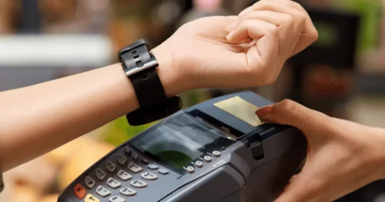 Secure and Safe Use of Wearables for Payments